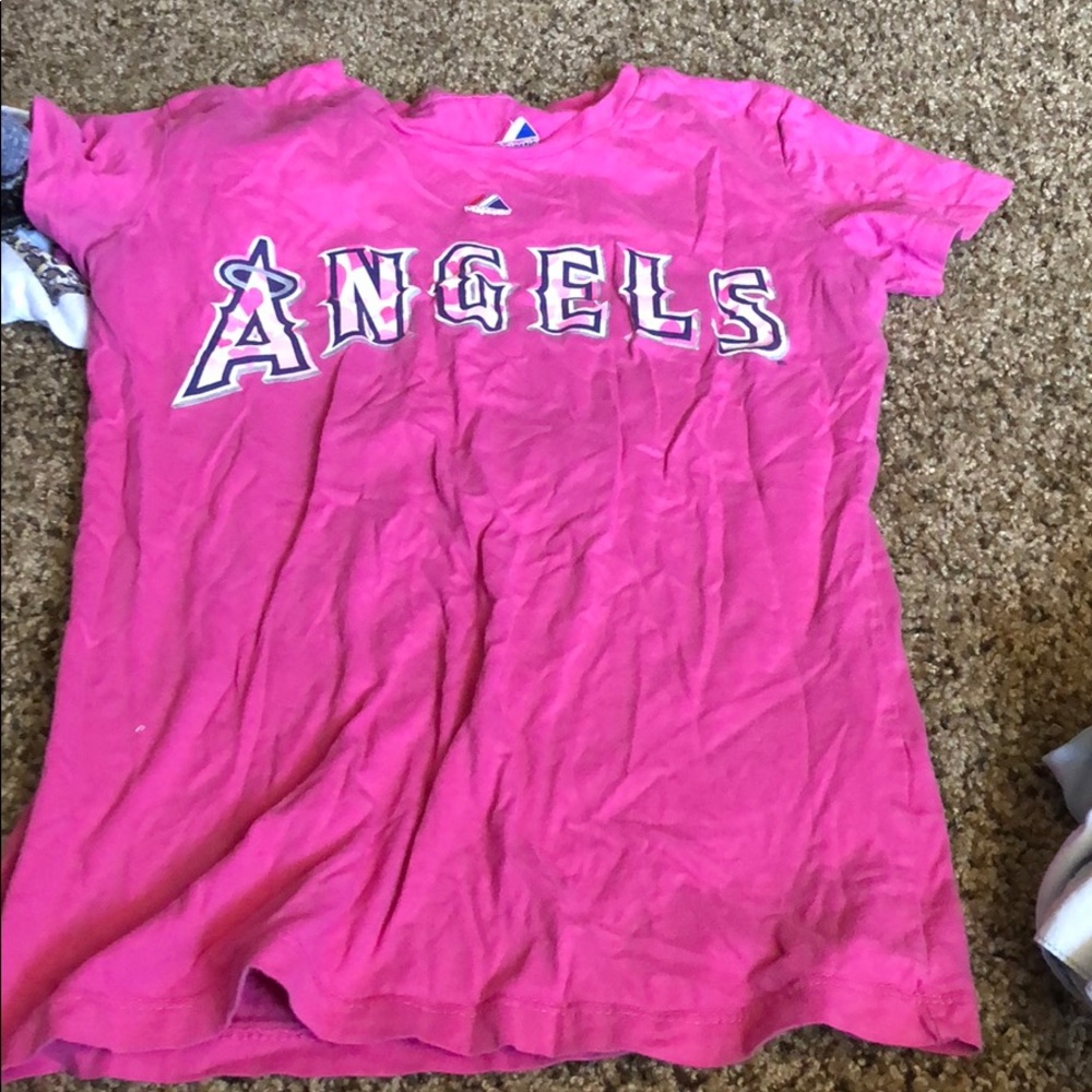 Very cute girls angels shirt!